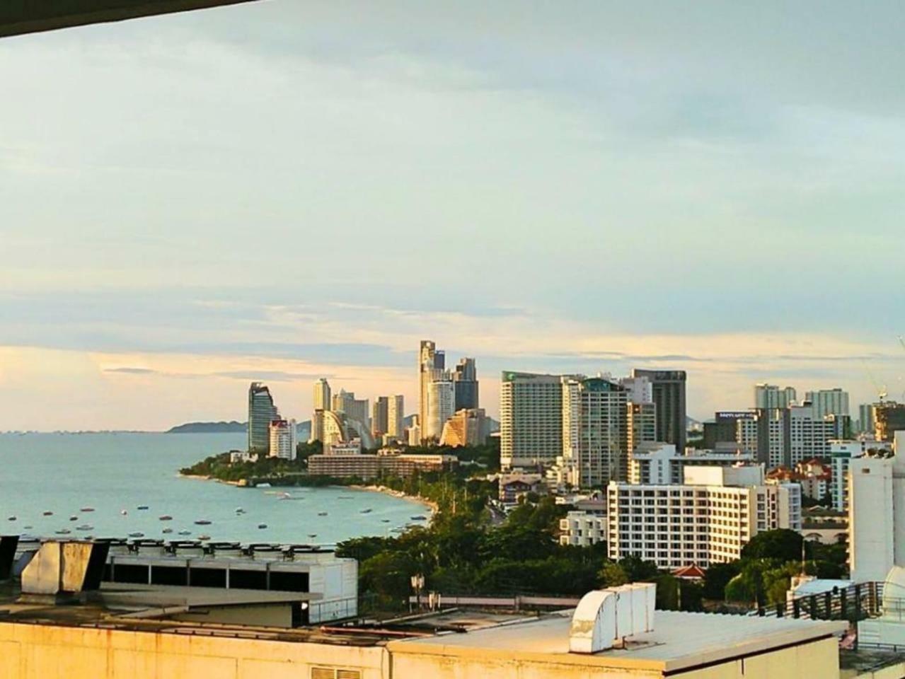 View Talay 6, 2 Bedrooms, Pattaya City Centre, Beach Road ภายนอก รูปภาพ